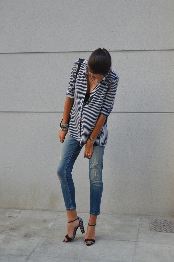 chemise à rayures chemise rayée zara oversize chaussures strass chaussures paillettes jean boyfriend