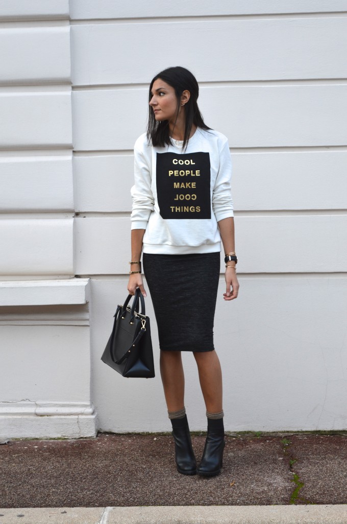 blog mode jupe midi zara sweat mange noir et blanc doré chaussettes paillettes bottines talon look dh'iver