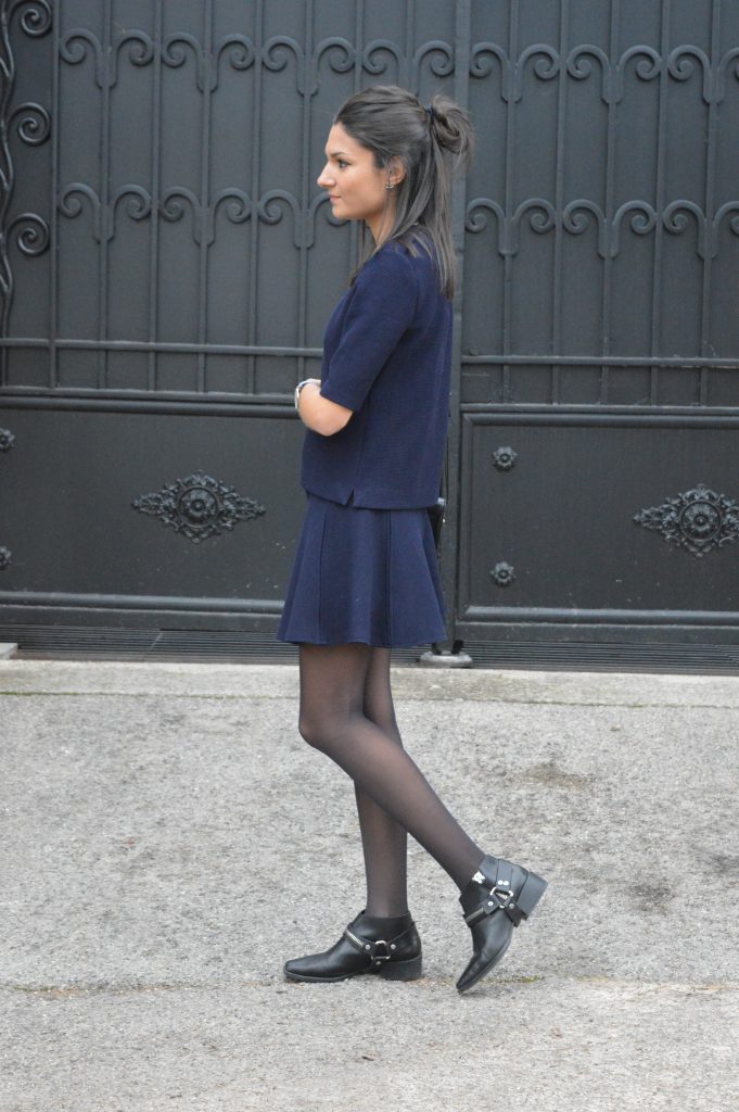 ensemble zara bleu marine jupe patineuse zara bleu marine bottines a zip en cuir  idée de tenue d'hiver 2015 tendance