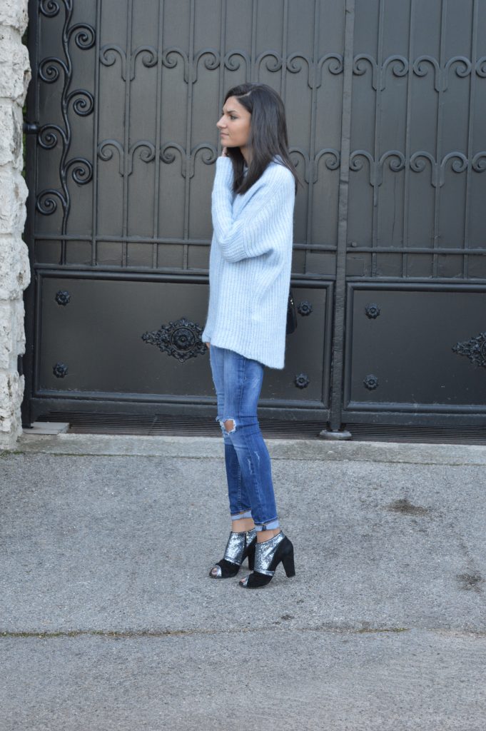 nouveau blog mode idée tenue look hiver 2015 pull doudou bleu ciel jean denim destroy zara chaussures à paillettes cosmoparis