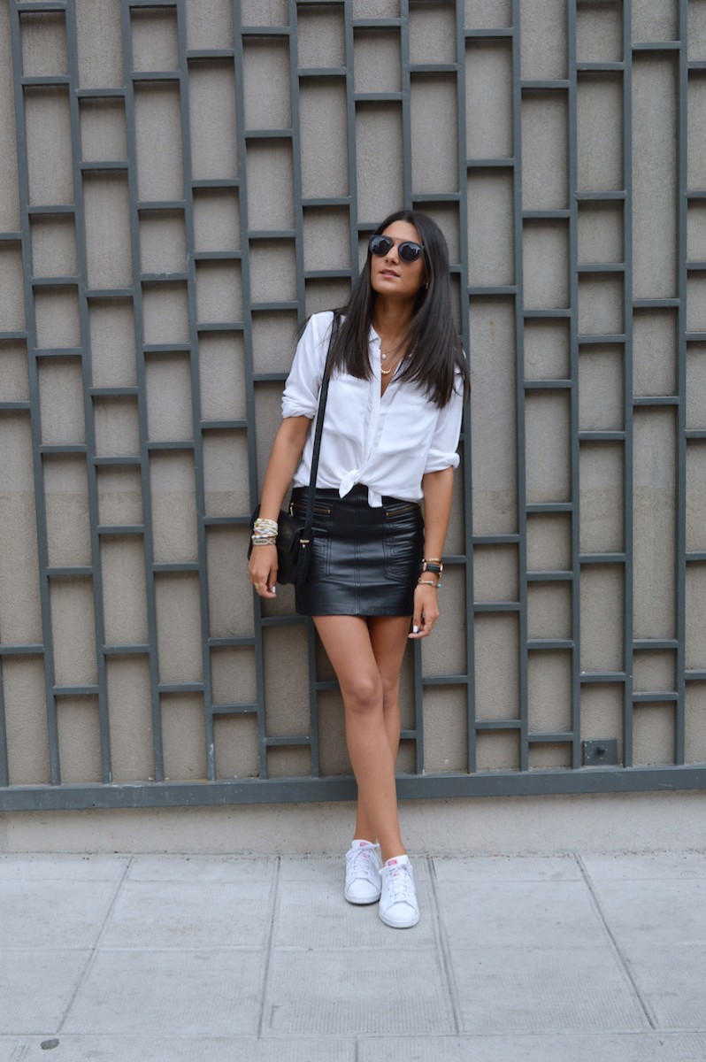 Jupe en cuir X Chemise blanche | JUNE Sixty-Five - Blog Mode