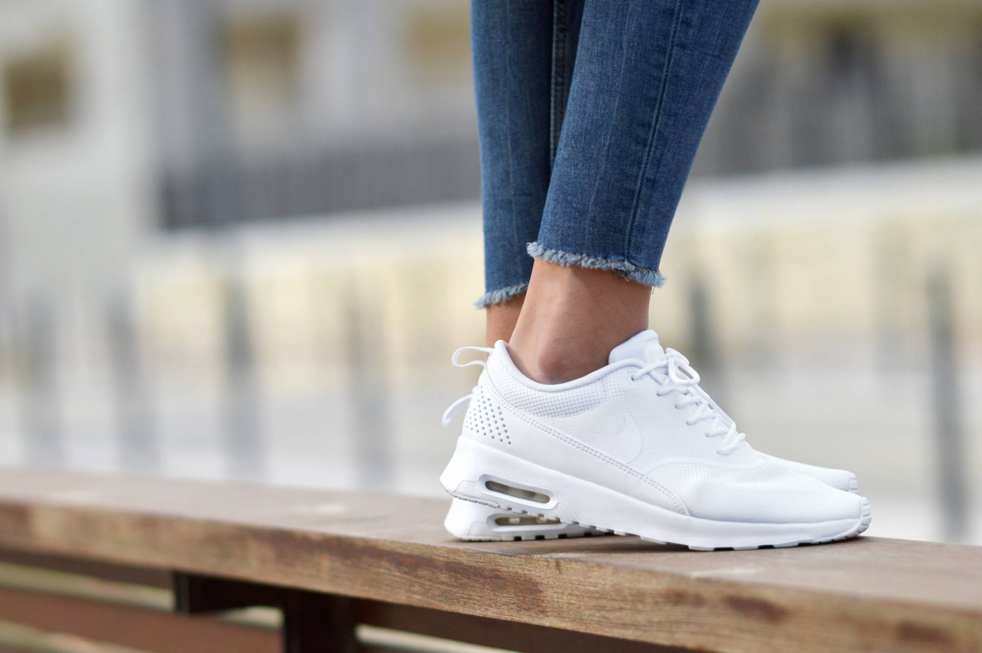 Air Max Thea