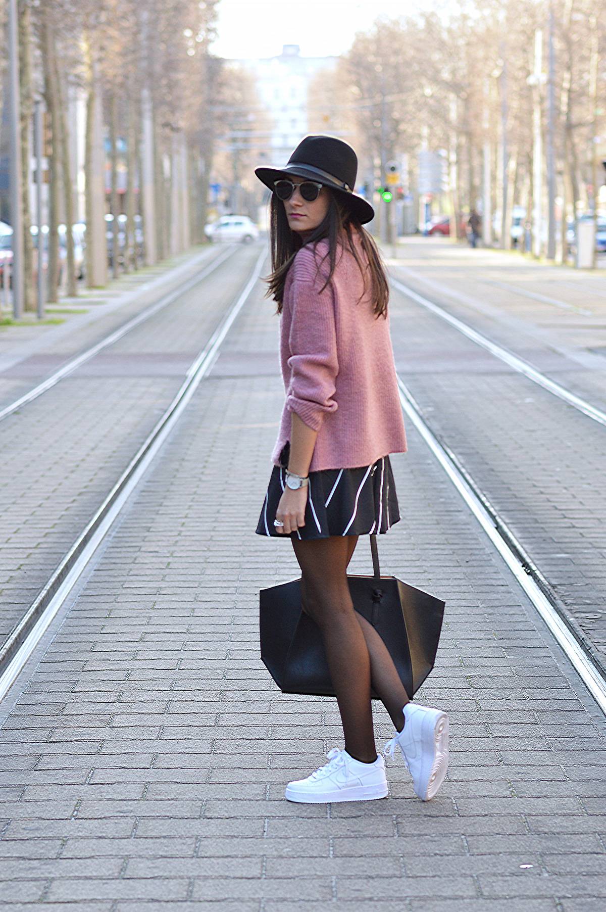 blog mode idée tenue pull rose tendance 2016