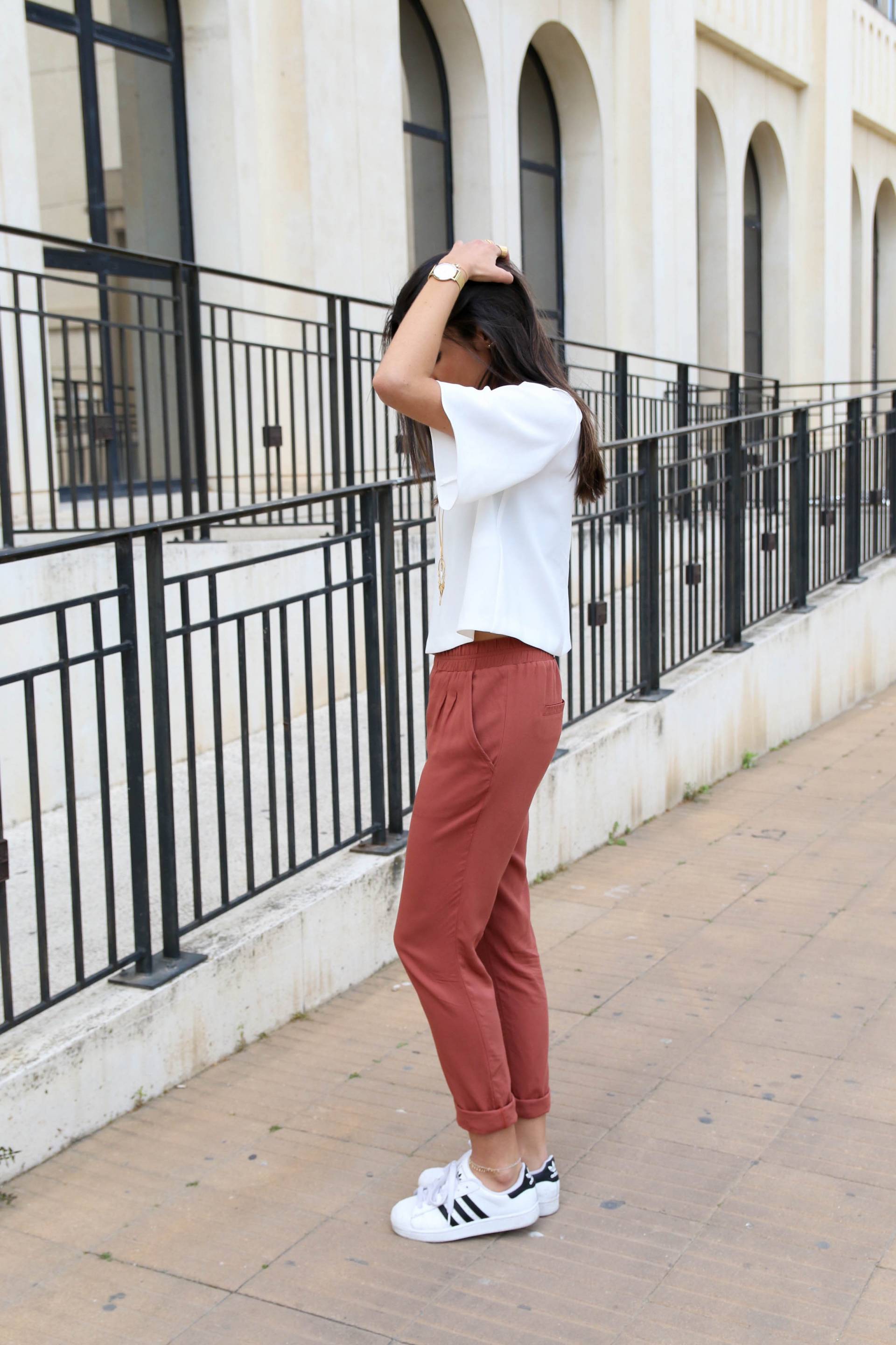 pantalon couleur rouille blog mode