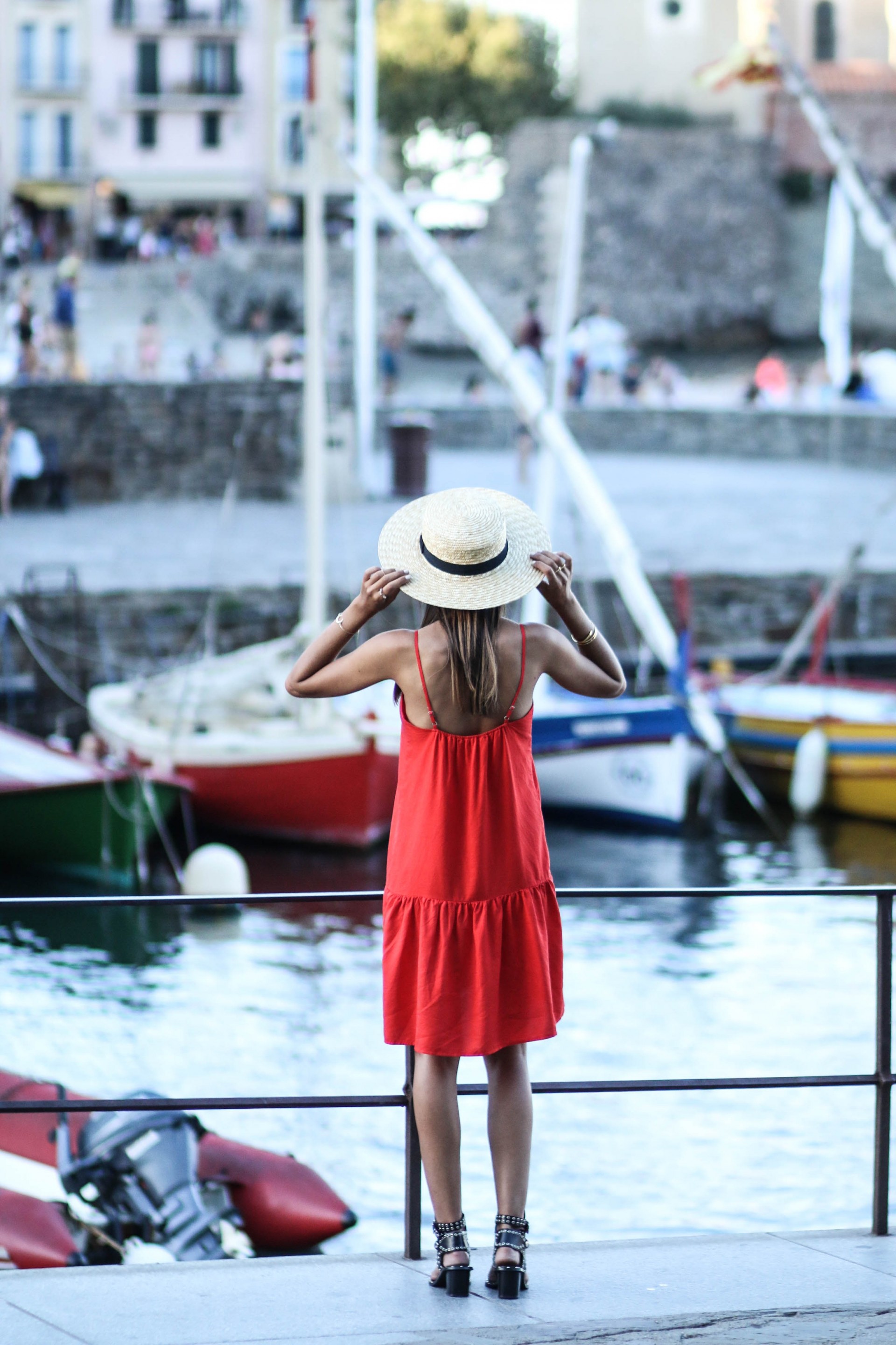 blog mode robe rouge vacances collioure