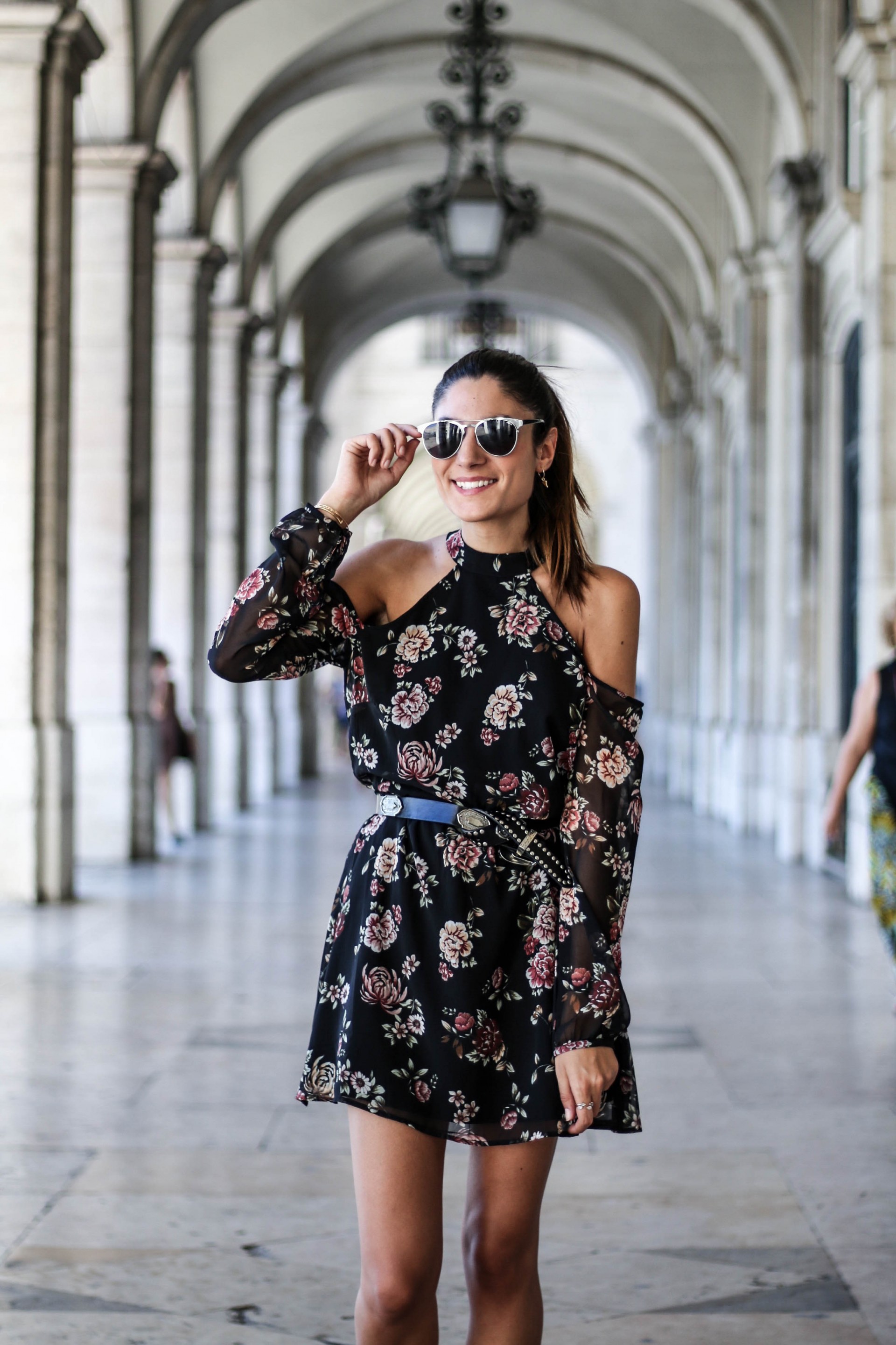 blog-mode-robe-noire-a-fleurs