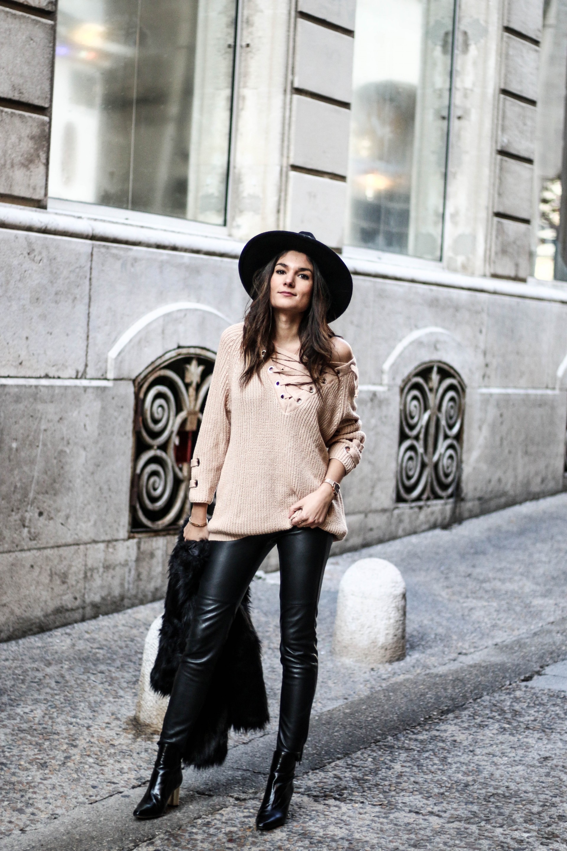 blog-mode-idee-de-tenue-pull-lacets-hiver