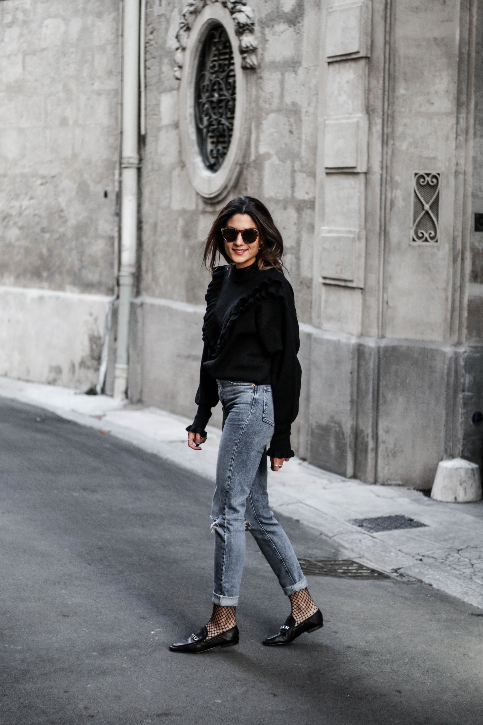 Mocassin et jean sales
