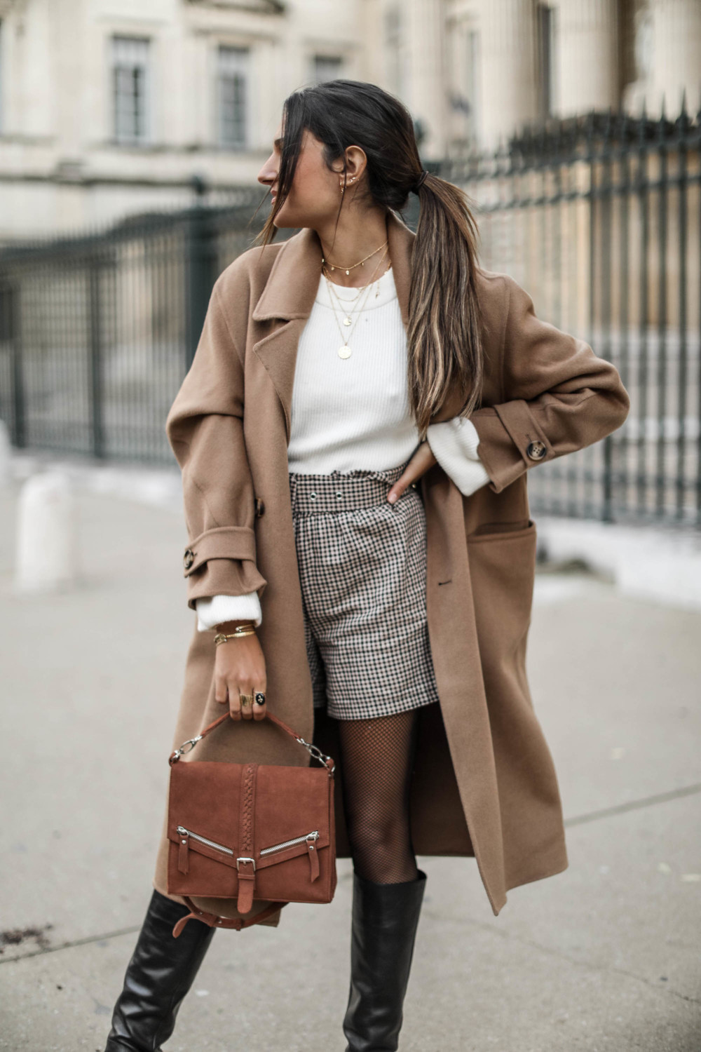 Look Short Tenue Short En Cuir Noir Blazer Look Short Noir Hiver