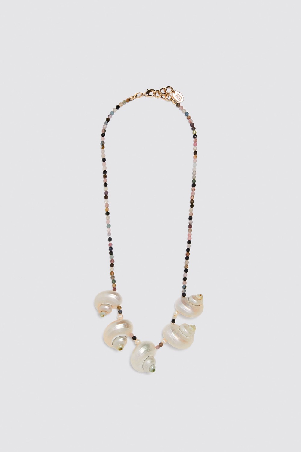 Fashion Blog Mode Tendance Ete 2020 Bijou Jewelry Zara Necklace Collier Coquillage Shell Couleurs Colors Pierres Stones
