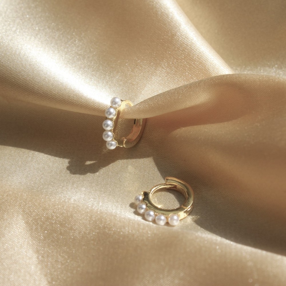 Tendance Bijoux Jewellery Fashion Blog Mode Jizelle Paris Huggies Creoles Or Gold Perle Pearl