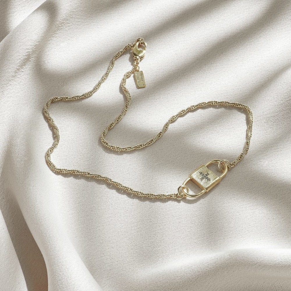 Virginie Berman Fashion Blog Mode Bijou Jewellery Collier Necklace Or Gold Cadenas Lock