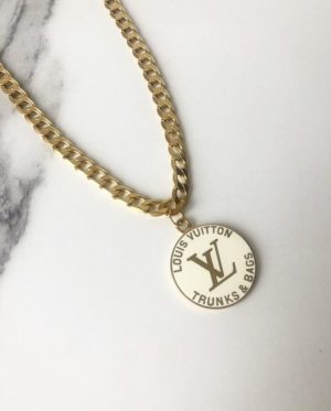 Reworked And Reloved Vintage Fashion Blog Mode Necklace Louis Vuitton Disc Choker Louis Vuitton White Blanc Or Gold