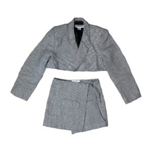 The Cali Vintage Shop Depop Fashion Blog Mode Reworked Vintage Set Ensemble Suit Grey Skirt Blazer Crop Top