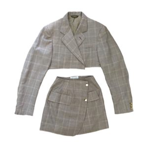 The Cali Vintage Shop Depop Fashion Blog Mode Reworked Vintage Suit Skirt Blazer Crop Top