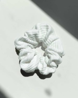 Jan N June Fashion Blog Mode Tendance Trend Summer Ete 2020 Scrunchie White Blanc