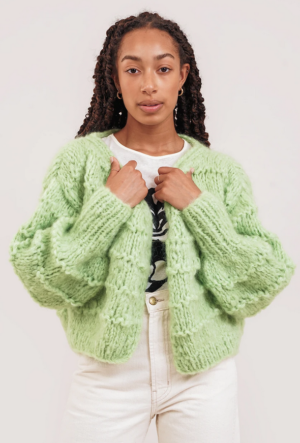 New Classics Junesixtyfive Fashion Blog Mode Tendance Automne Hiver 2020 Ethique Eco Responsable Cardigan Vert