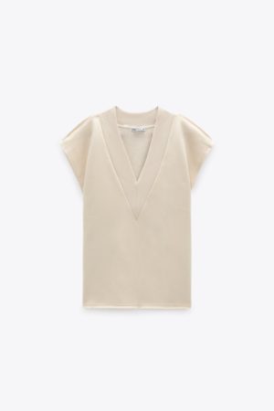 Zara Fashion Blog Mode Tendance Trend Automne Hiver Fall Winter 2020 Gilet Sans Manche Pull Sweater Sleeveless Beige Clair Light V Neck