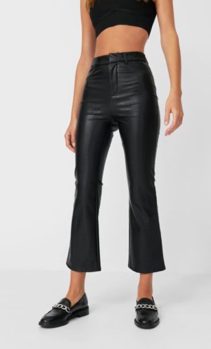 Junesixtyfive Fashion Blog Mode Tendance Automne Hiver 2020 Selection Stradivarius Pantalon Simili Cuir Noir