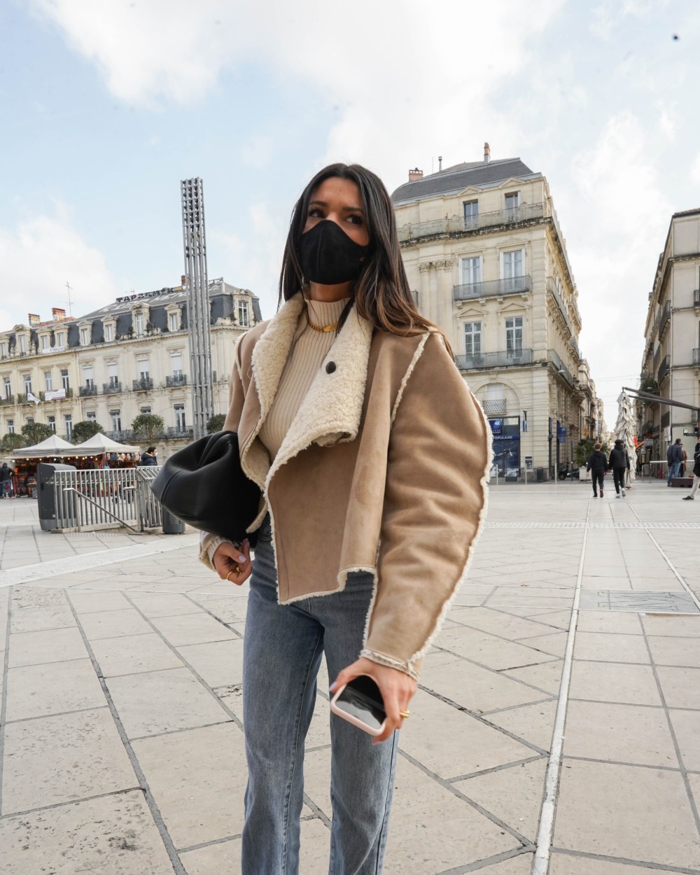 Junesixtyfive Look Hiver Blog Mode Veste Courte Beige Bombardier The Source Unknown Look En Jean