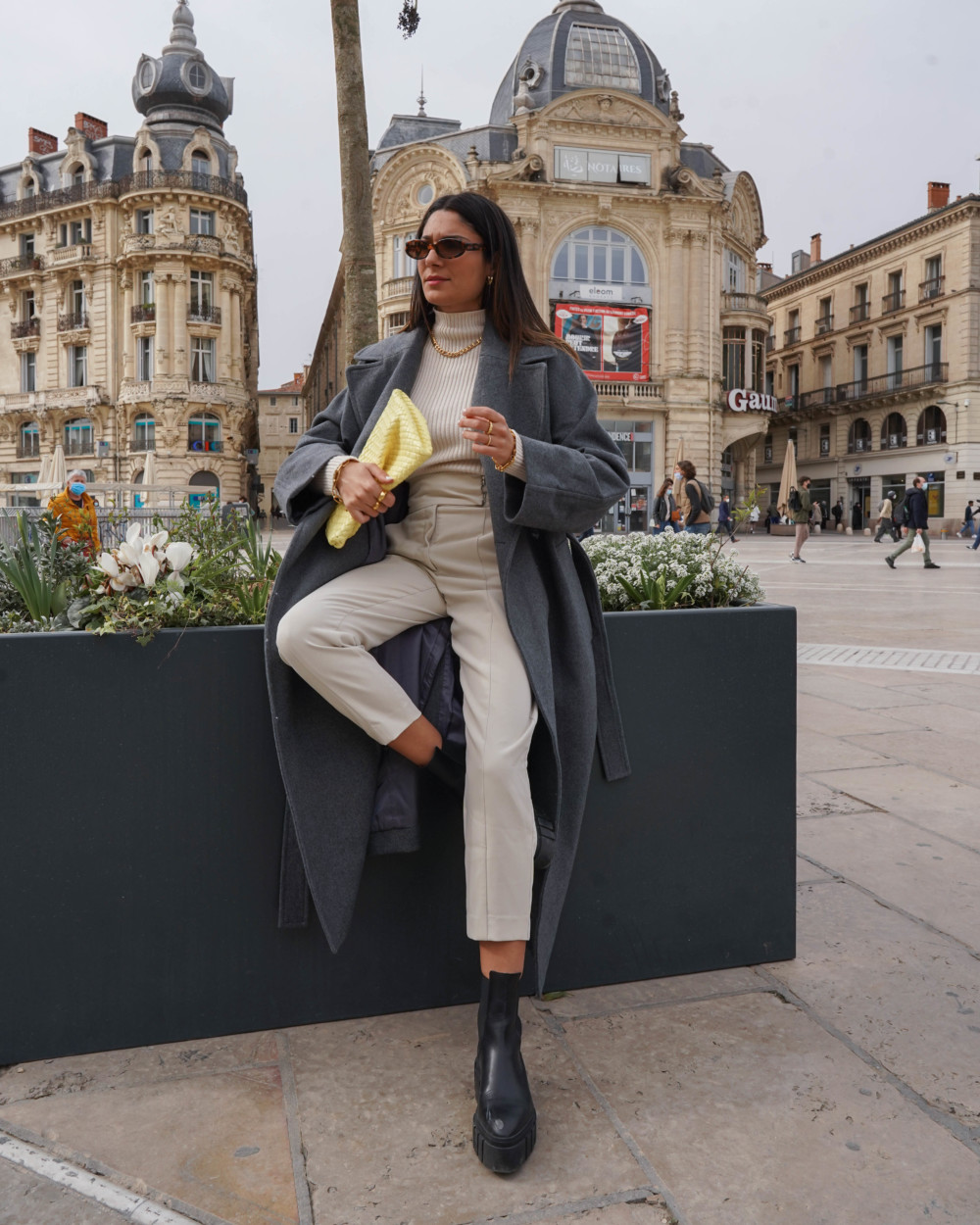 Blog Mode Gris Jaune Manteau Oversize Gris Sac Bottega Veneta Chuncky Boots 15